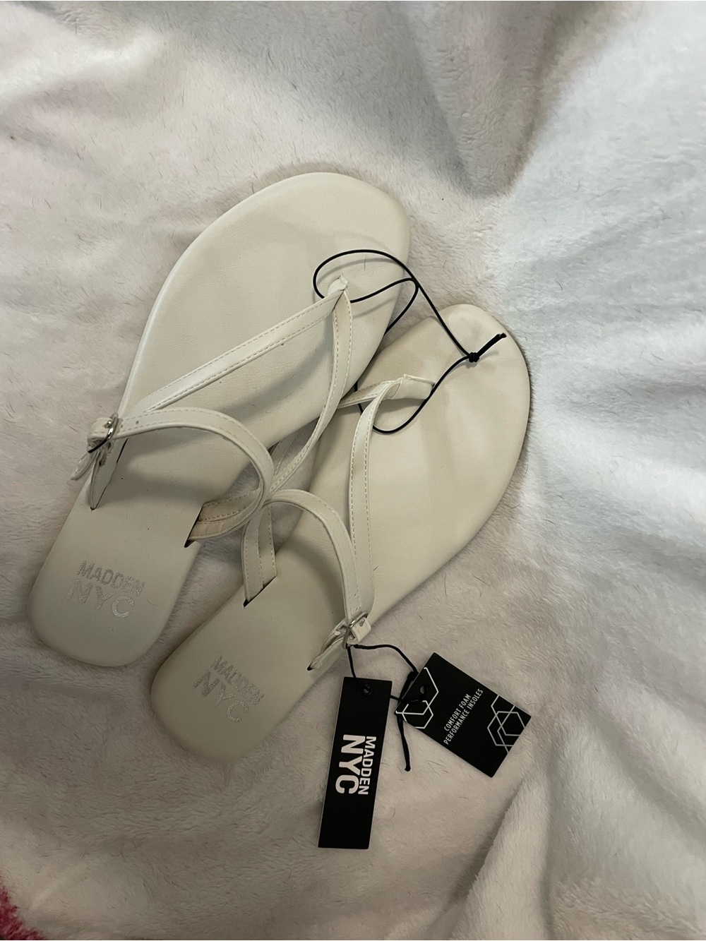 Madden NYC Women's White Thong Sandals